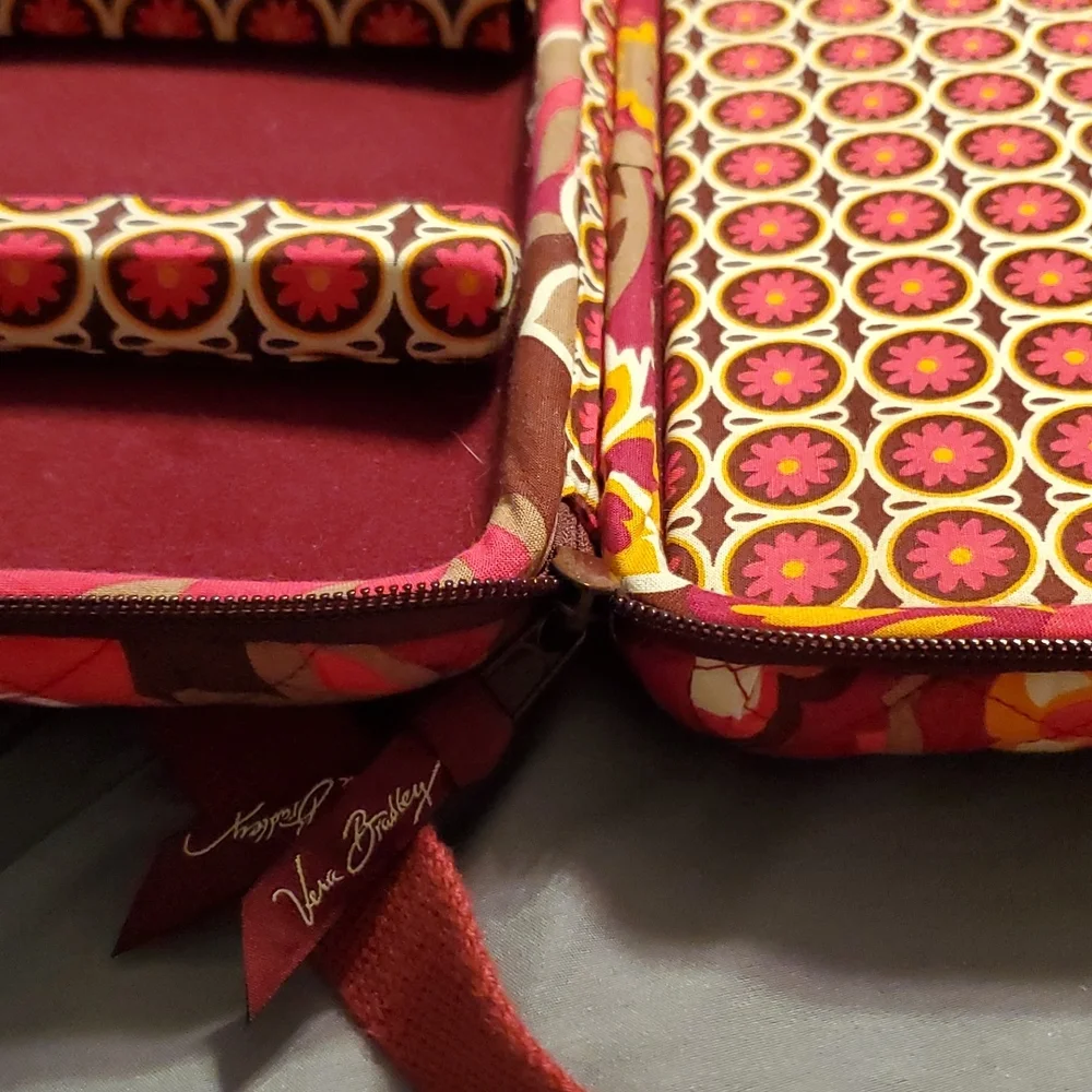Vera Bradley crossbody hard case under fabric for electronic device